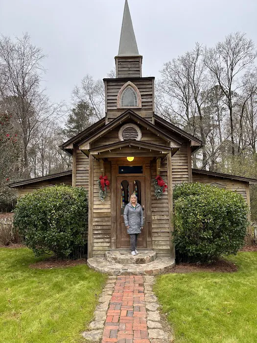 Lake Pines RV Park & Campground Picture 1