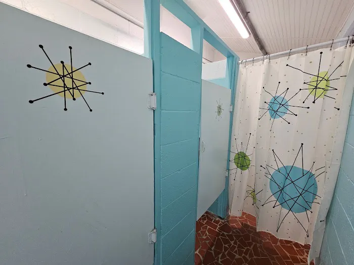 Lake Pines RV Park & Campground Picture 7