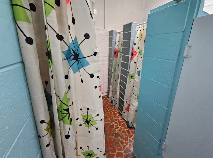 Lake Pines RV Park & Campground Picture 9