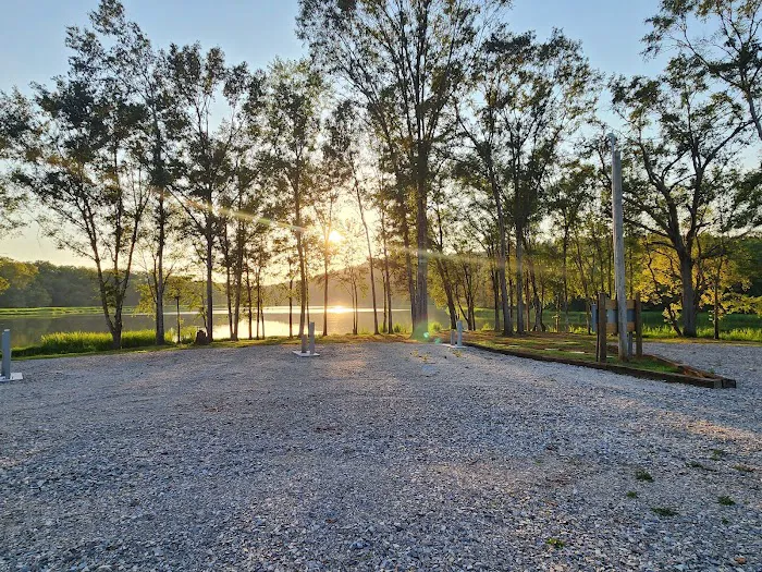 Hidden Gem Campground Picture 7