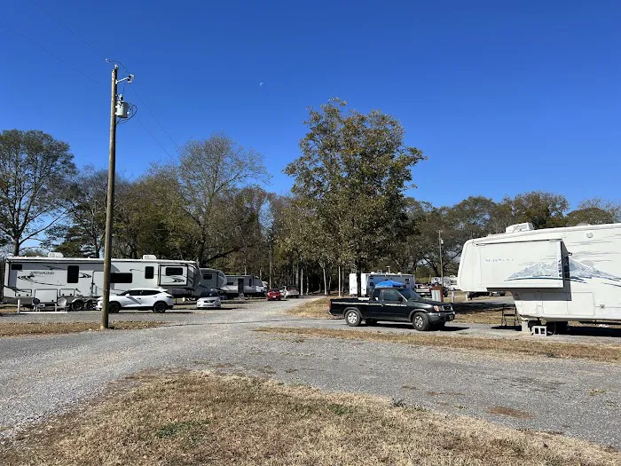 Guntersville RV Park Picture 2
