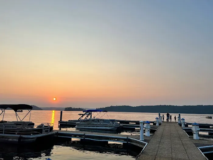 Timberline Glamping at Lake Guntersville Picture 3