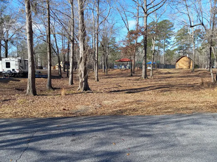 Uchee Creek Army Campground Picture 2