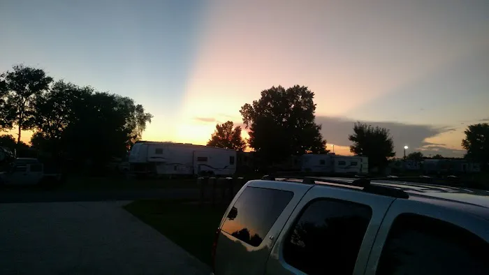 Eagle's Landing RV Resort Picture 10