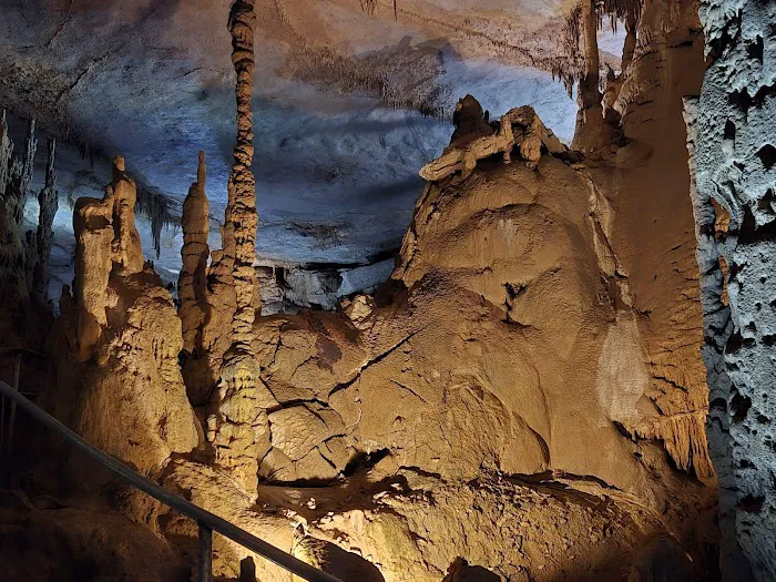 Cathedral Caverns State Park Campground Picture 10