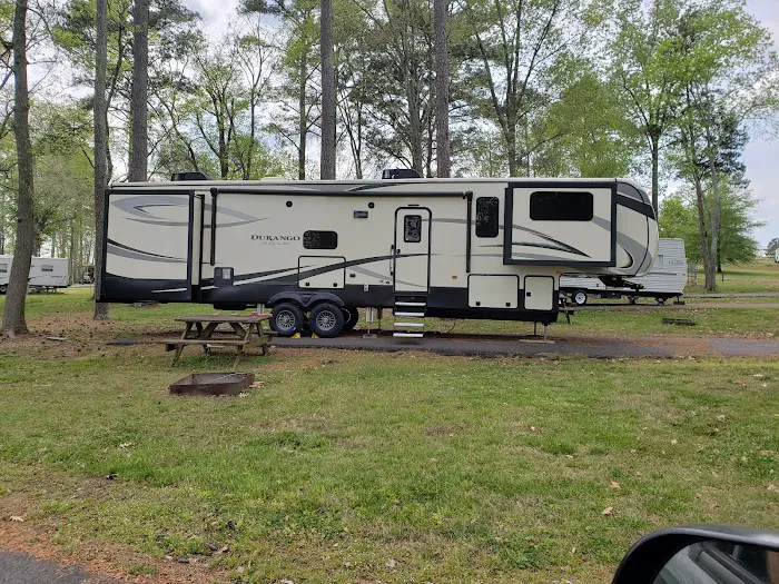 Seibold Campground & Marina Picture 4