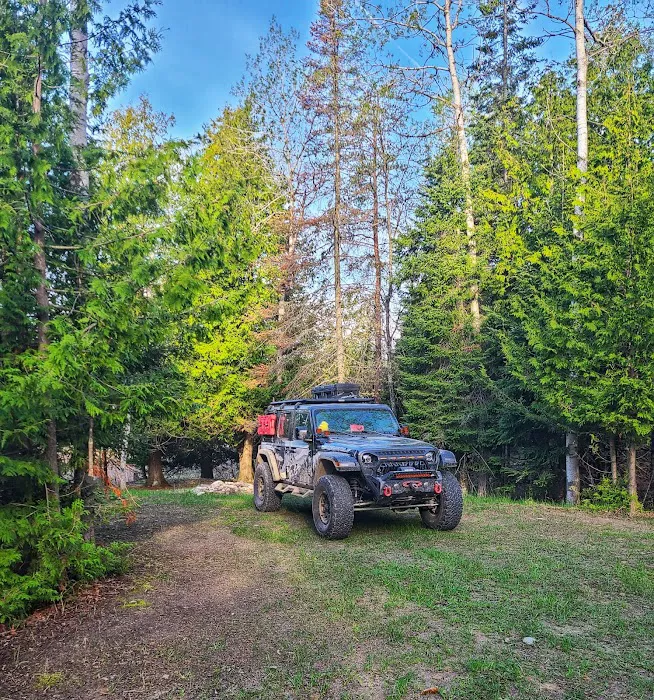 Trailhead Bar, Restaurant, and Campground Picture 4