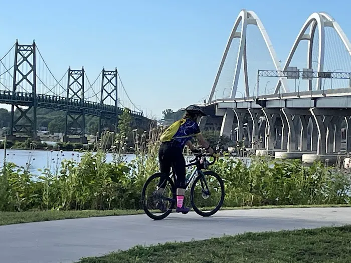 Fisherman's Corner Picture 6