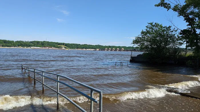 Illiniwek Forest Preserve Campground Picture 7