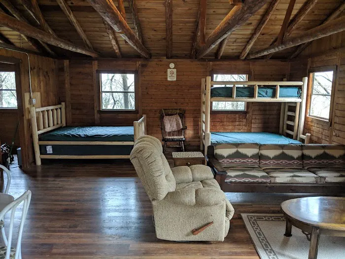 Glacier Hills Rustic Lakefront Cabins Picture 2