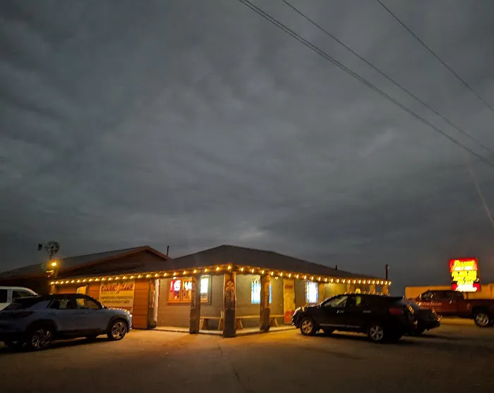 Trader's Bar and Grill Island Campground Picture 2