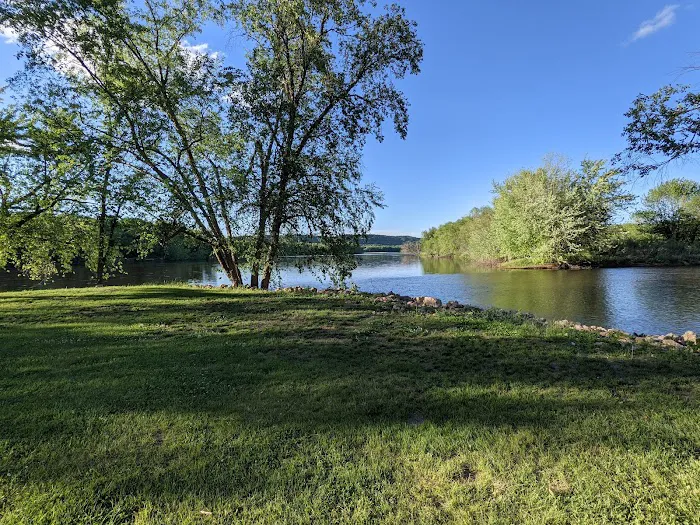 Trader's Island Campground Picture 7