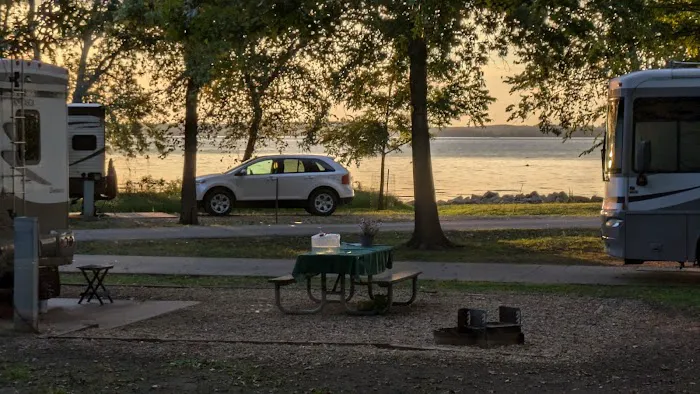 Hickory Point Campground Picture 8