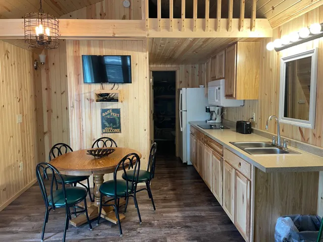 Smokey Hollow Campground Picture 3