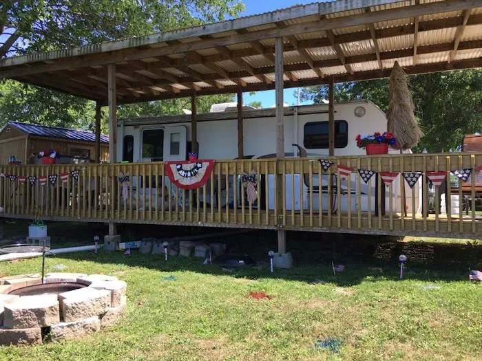 Shady Lakes RV Resort Picture 9