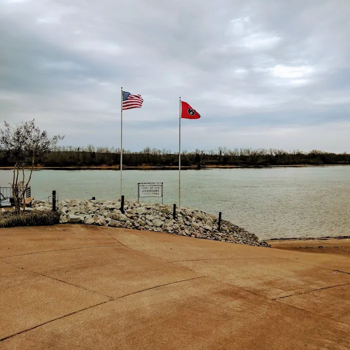 Peters Landing Picture 1