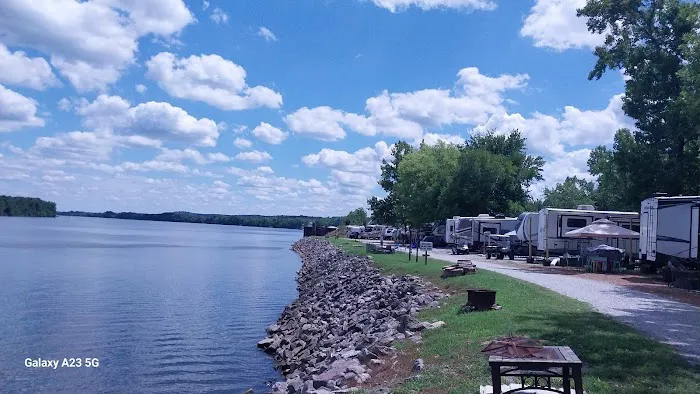 Perryville Campground Picture 7