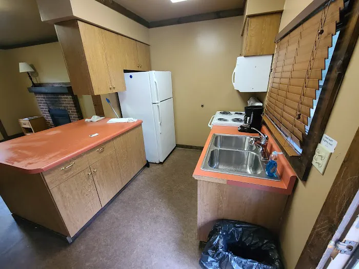 Standard Cabins Picture 8