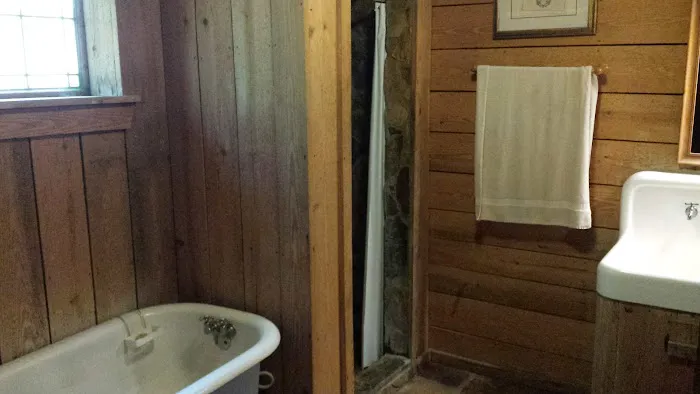 Burnham Cottage Picture 9