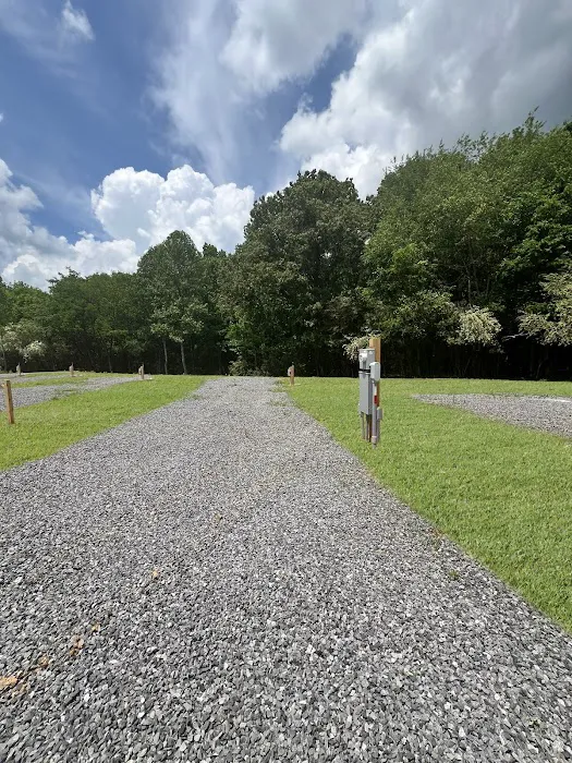 Knot Working Tiny Town RV Park Picture 4