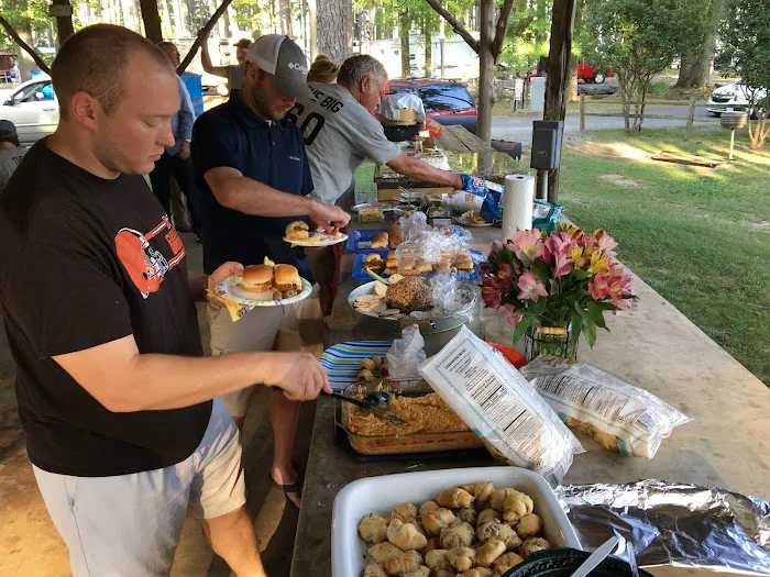 Riverview Campground Picture 5