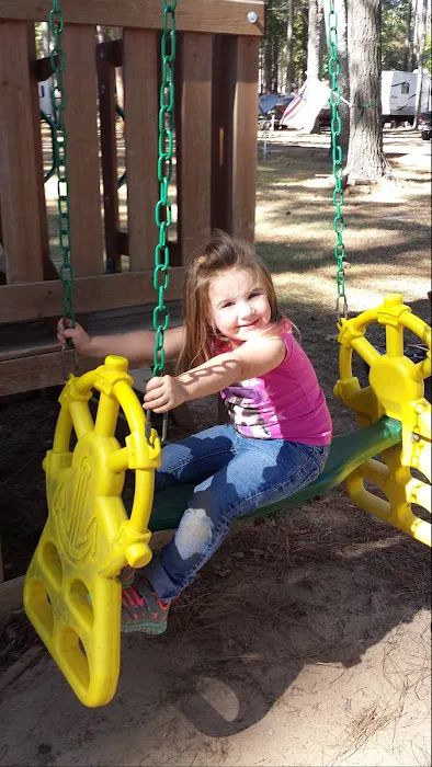 Riverview Campground Picture 6