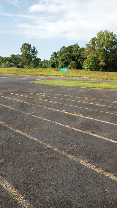 VictoryLand Casino RV parking Picture 3