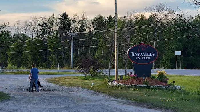 RiverView Park and Campground Picture 6