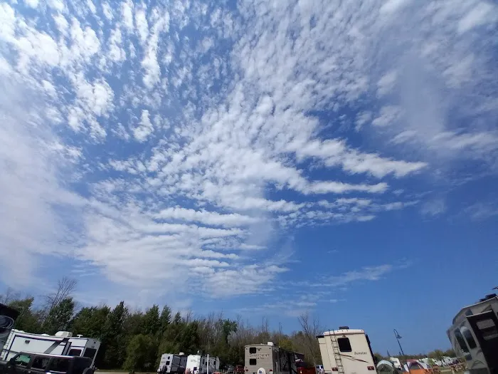 RiverView Park and Campground Picture 2