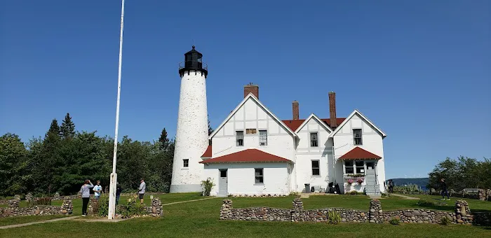 Monocle Lake Campground Picture 1