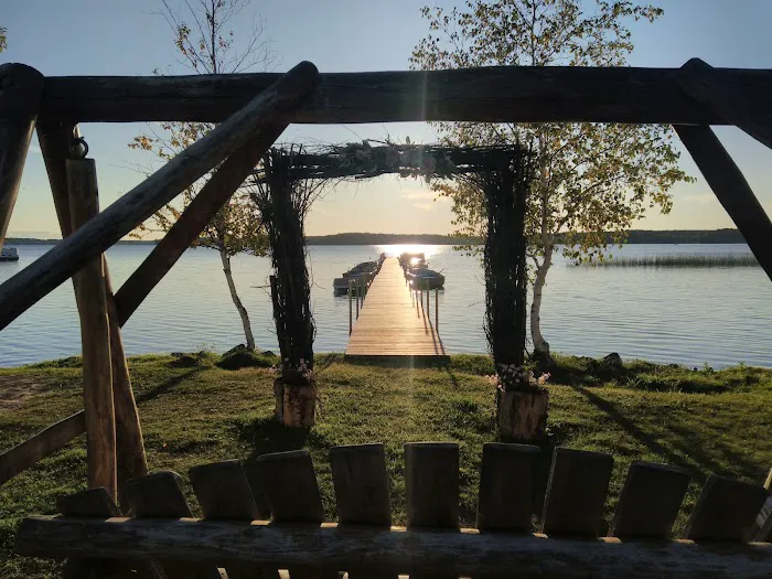 Lilly's on the Lake Resort Picture 1