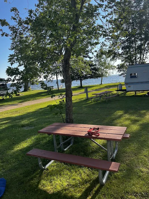 Big Lake Campground Picture 4