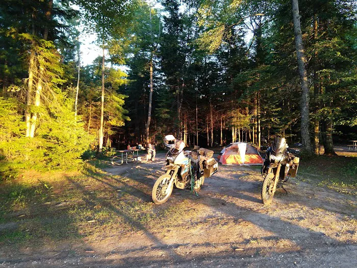 Tahquamenon Falls State Park Rivermouth Campgrounds Picture 9