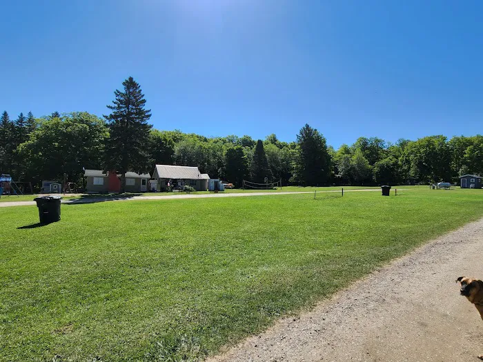 Log Cabin Resort & Campground Picture 10