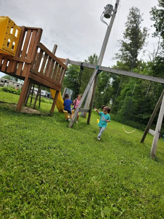 Michigan Vacation Village Picture 10