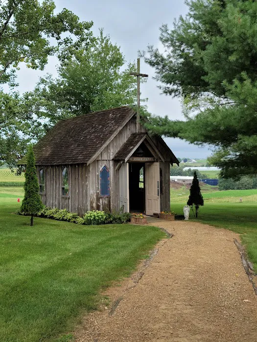 Rustic Barn Campground & RV Park Picture 2