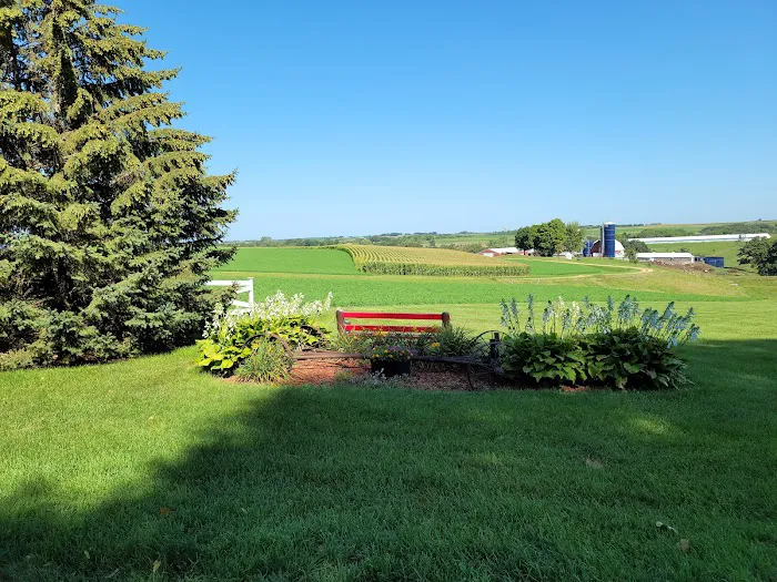 Rustic Barn Campground & RV Park Picture 3