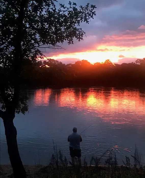 Buddy's River Resort Picture 5