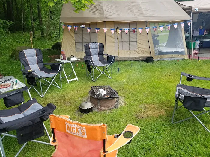 Merry Macs Campground Picture 6