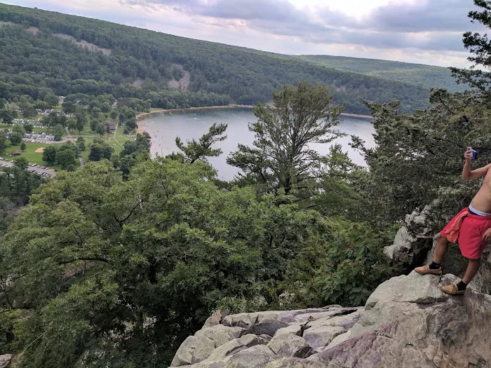 Nordic Pines Resort Campground Picture 3