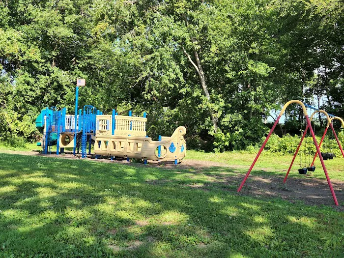 Miller Riverview Park Picture 10