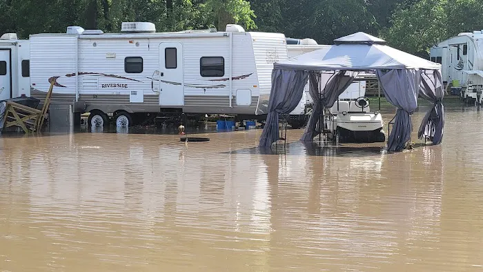 Hoot Owl Hollow Campground Picture 5