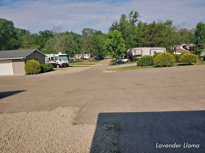Hoot Owl Hollow Campground Picture 2