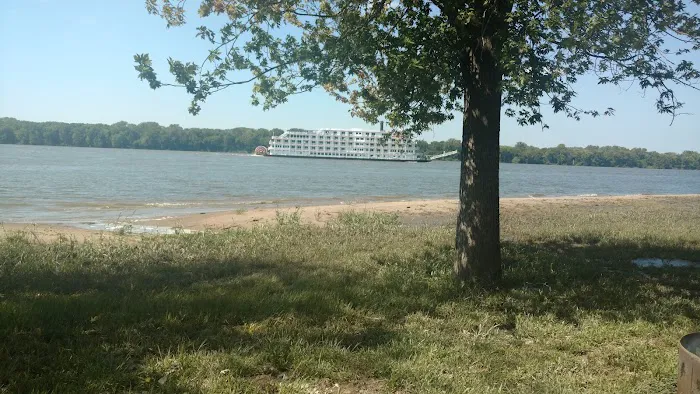 Keithsburg Riverside Campground Picture 2