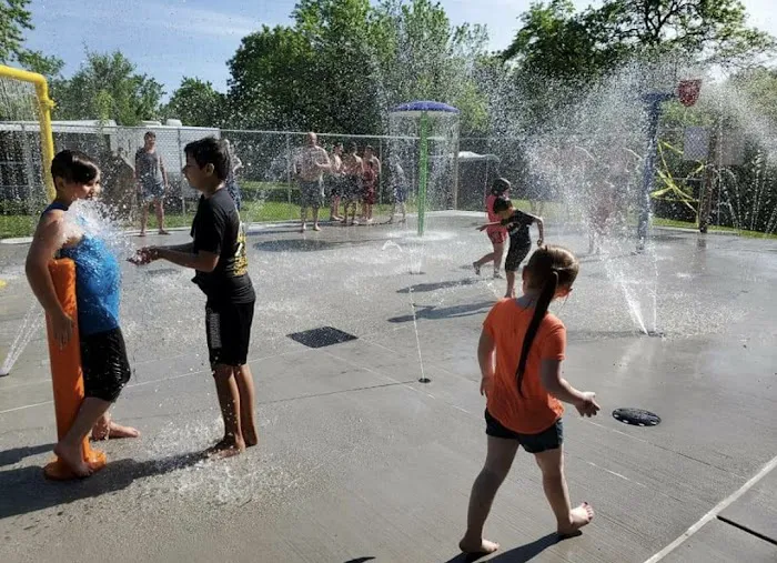 Hidden Lake Picture 7