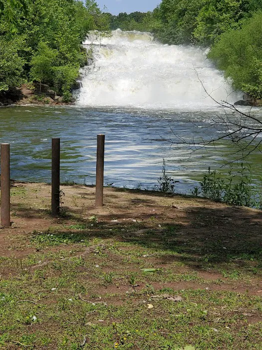 Sharp Rock Falls Rec Inc Picture 3