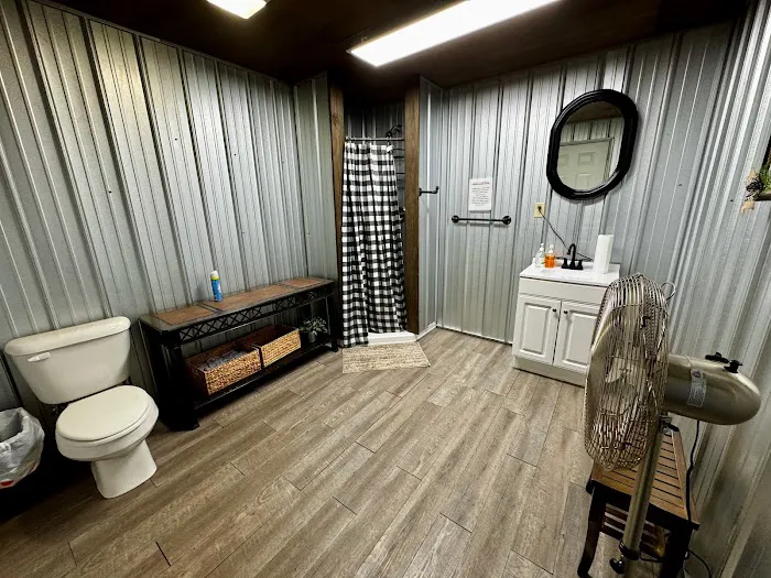 The Magnolia Campground and Store Picture 1