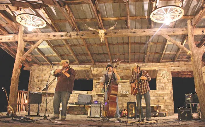 Howlin' Hill Picture 9