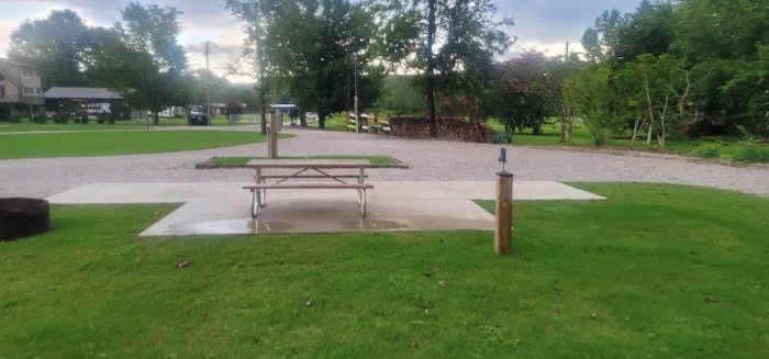 Creekside Camp Picture 10