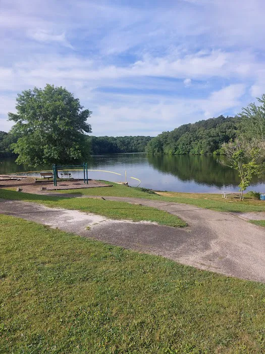 Pin Oak RV Campground Picture 3